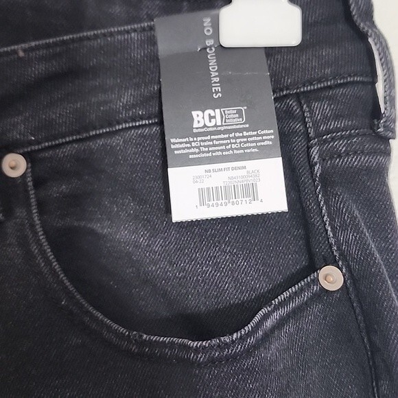 No Boundaries slim fit black denim distressed jeans NWT size 30x32 - Picture 6 of 14